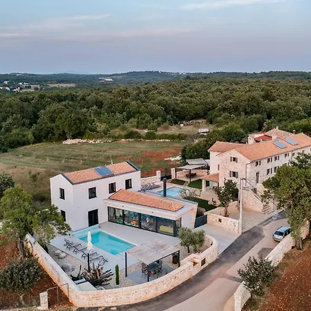 115 Villa Višnjan